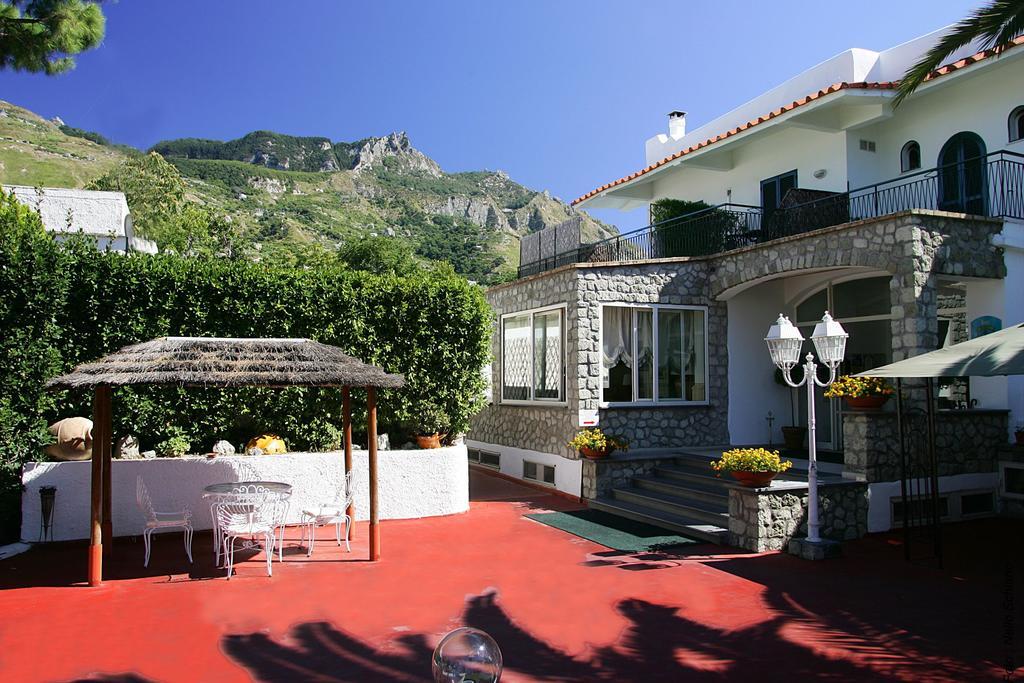 Hotel Lord Byron Форио Экстерьер фото